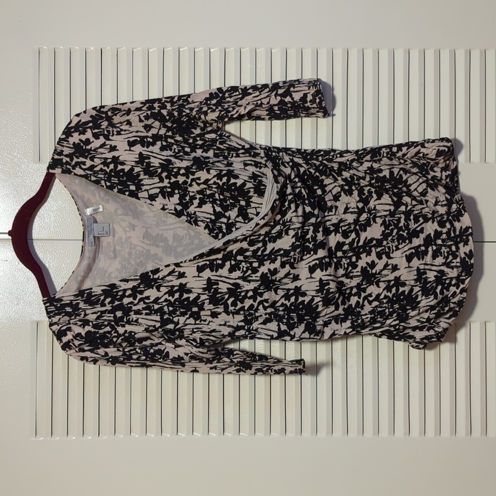 ⭐ BOGO | H&M 3/4 Sleeve Wrap Shirt